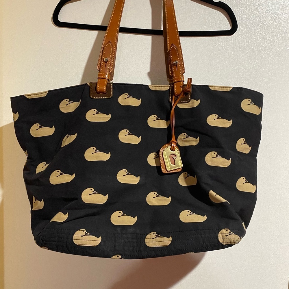 Large Dooney and Bourke Tote